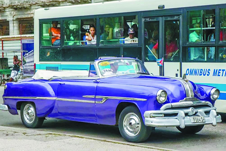 “老爺車” 在古巴當出租
