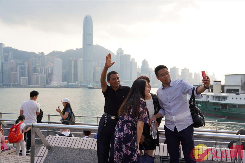 圖集 | 黃金周第三日 香港尖沙咀遊客爆滿