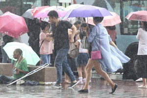 “玉兔”繼續減弱 降雨將增強