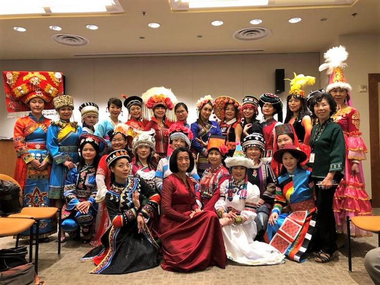 美國森德學院舉辦2018中國民族服飾秀 舊金山民眾讚不絕口