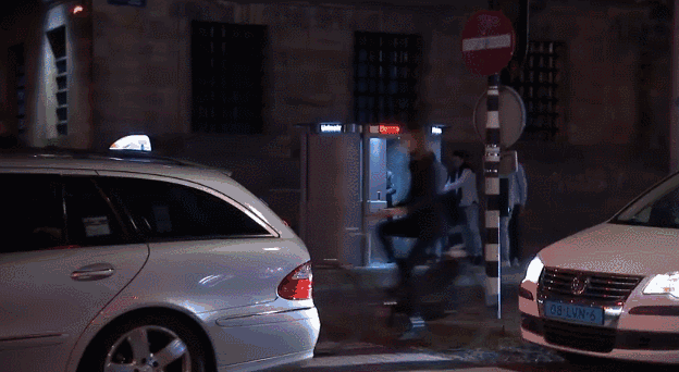 f5c2415d6671466781b9c7d86fbf84a3.gif