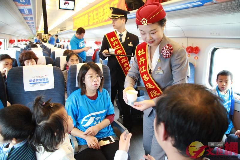 xiayuanhang_7adab328d7ebb31ad570e32d9ebfeec7.jpg