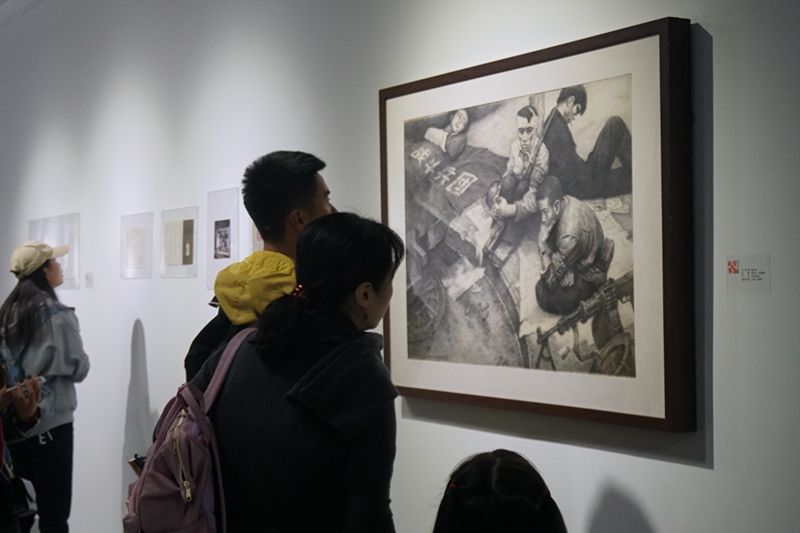 第五届和声艺术邀请展在西南民族大学高小华美术馆开幕-展览现场.jpg