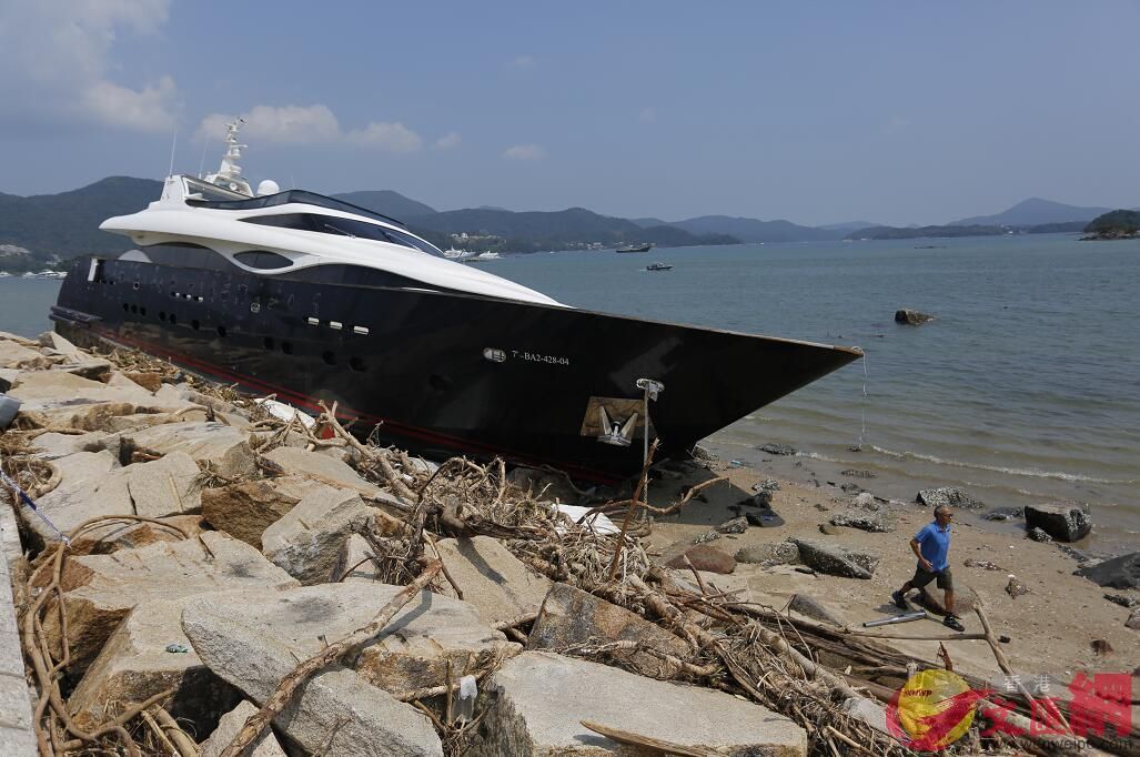 liangmeiling_287b06e6cb74b1cbd9f9ee50f18a4de4.jpg