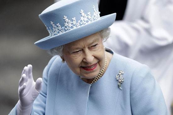 93歲英女王招聘社交媒體運營人員 年薪3萬英鎊