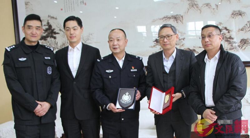 1552529335384302.jpg karljing_0db8ff9811e7073a6a9d6cebab7da15c.jpg