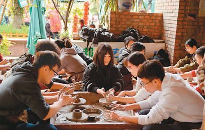 1554533633652198.jpg 1210097426_15541662465841n.jpg