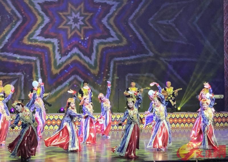 liangmeiling_e0261b2db8c3dca3a3220f7f2779d62a.jpg