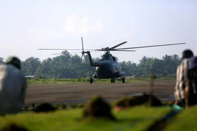 載有緬甸高官的直升機遭到襲擊