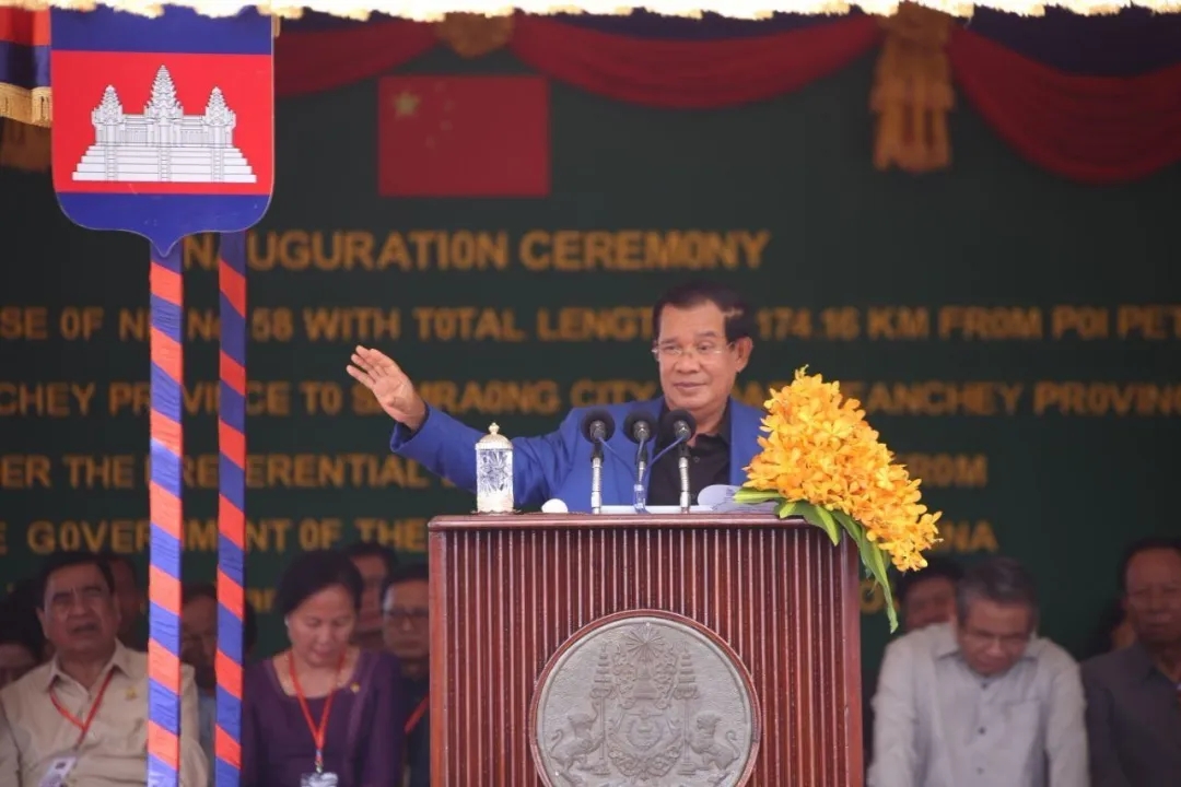 柬埔寨總理：請求中國通過航運運送原材料幫助柬埔寨渡過難關