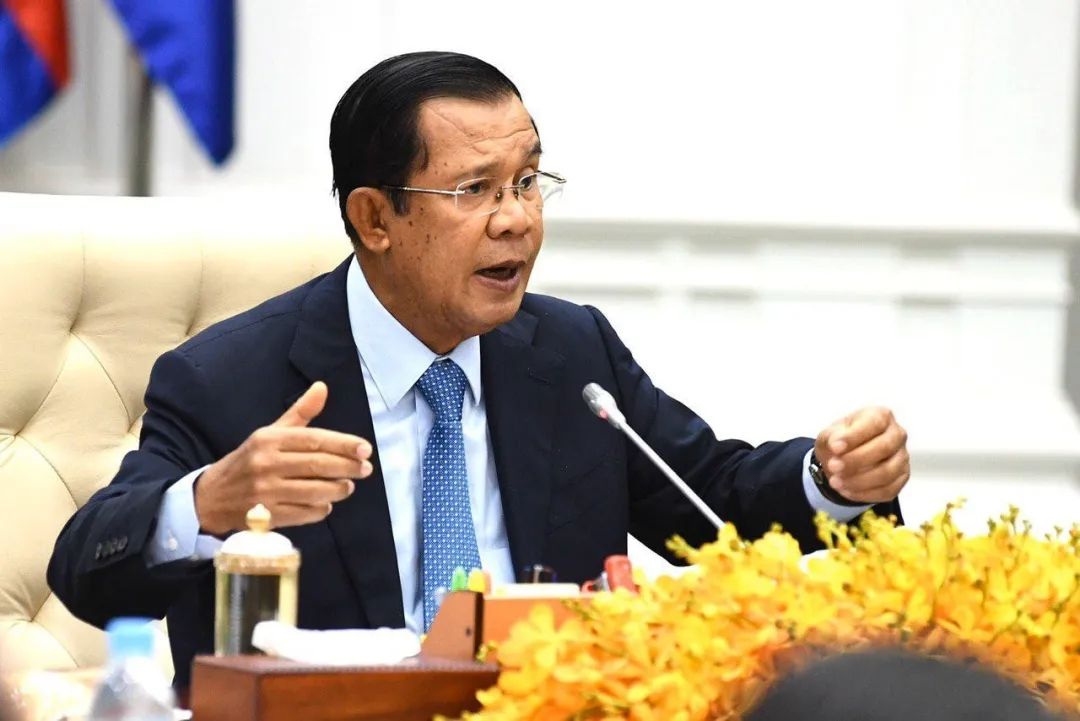 1582691768362718.jpg 640.webp (2).jpg