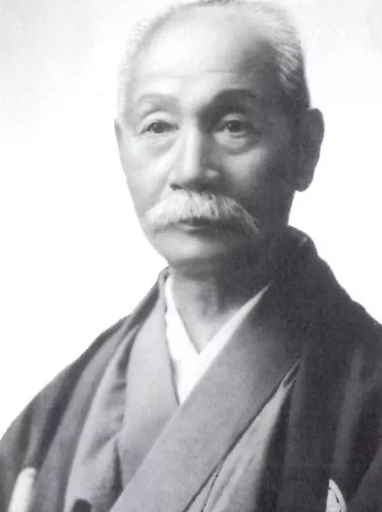 1587437579274041.jpg 640.webp (60).jpg