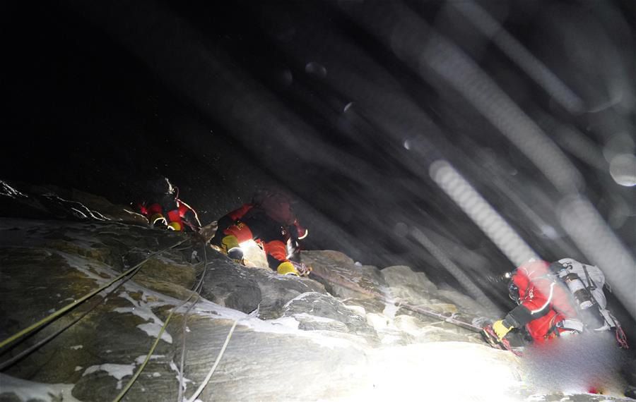 1590549949190613.jpg 1126036823_15905242612571n.jpg