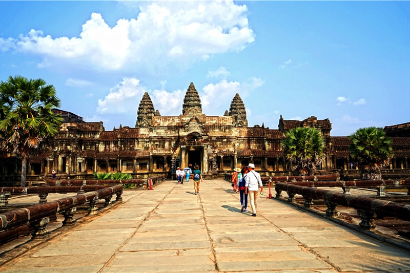 神奇壯觀！行遊世界文化遺產柬埔寨吳哥窟