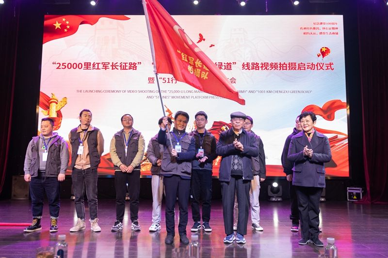 1615542934203184.jpg 59744980700111d45d43e724f2d0ad2.jpg