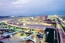 印尼雅加達機場暫禁外國遊客入境