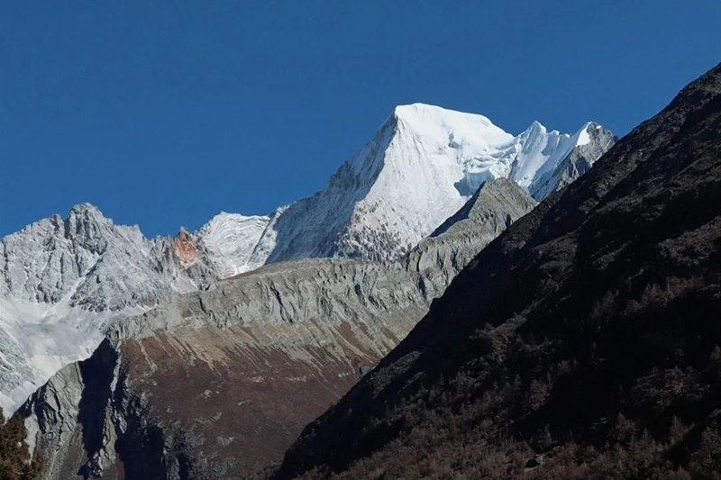 在四川，每一座雪山都是旅行者的一個夢