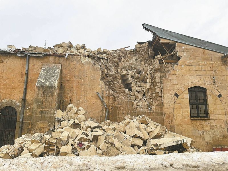 加济安泰普古堡在地震中受损。.jpg