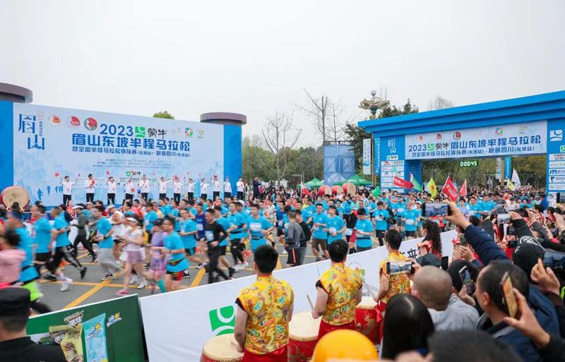 1679118425754201.jpg d67fd33d1c20a1353993c4c696a4029.jpg