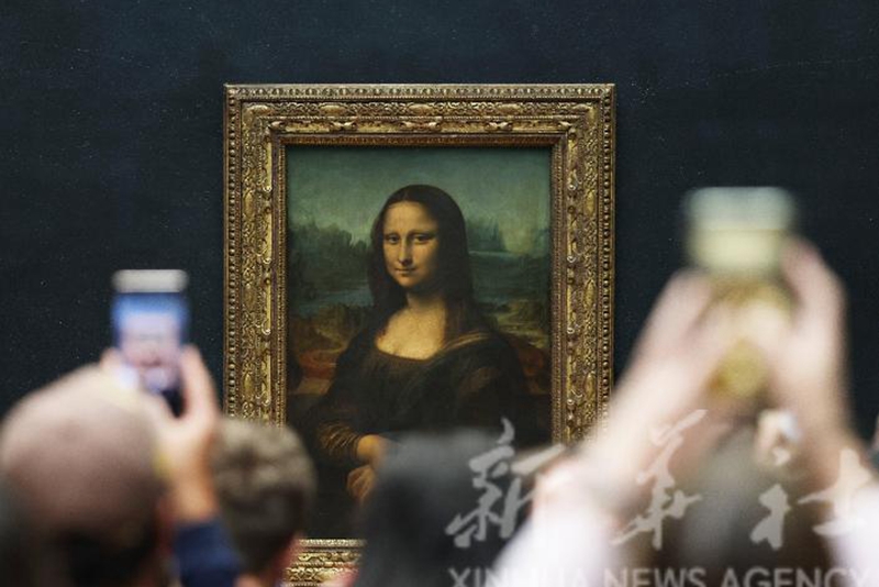 世界名畫《蒙娜麗莎》又遭抗議者“潑墨”