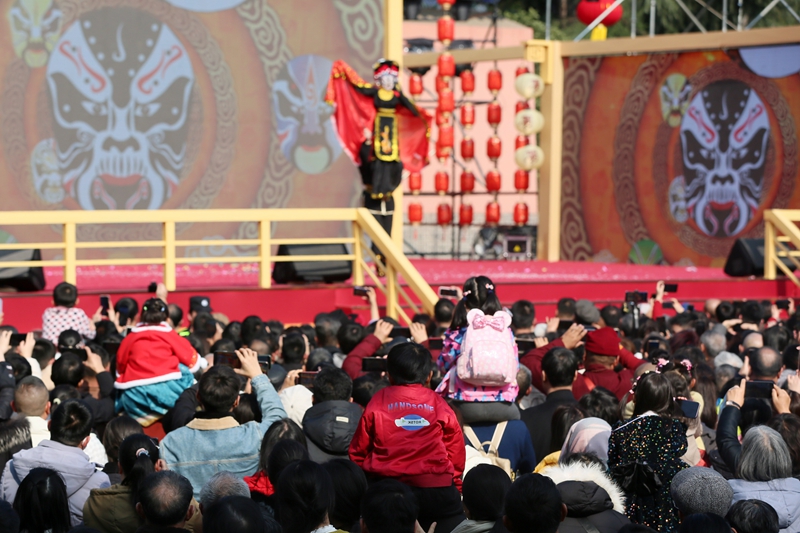 四川“武侯祠成都大廟會”精彩文藝演出，燃爆全場