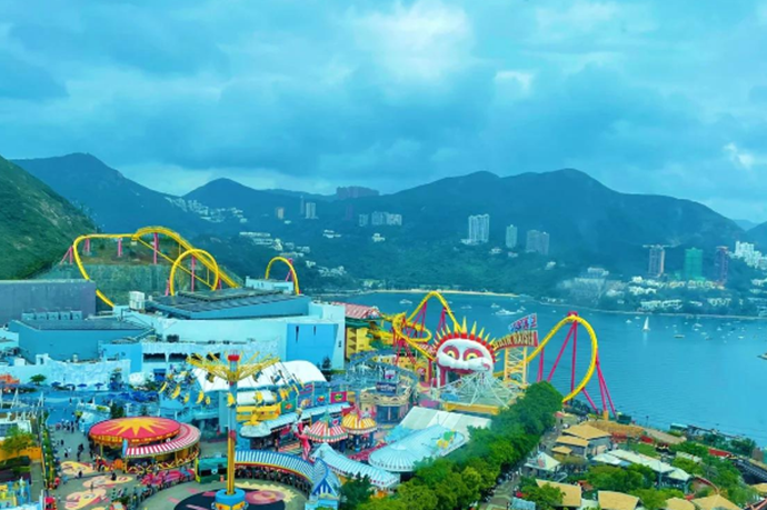 香港海洋公園入場人次及收入連續第四年增長