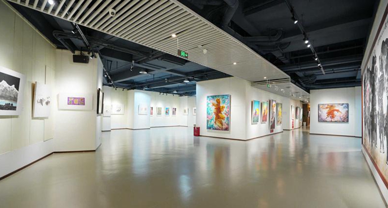 “極地雙生——臧躍軍、邱光平作品展”在成都耕牛堂藝術館開幕