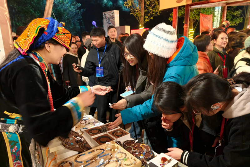 1763692900866321.png 微信图片_20251121103824_112_15.png