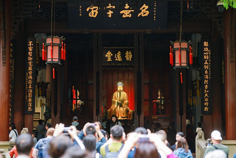 1775528586773065.jpg 武侯祠春假清明人气2.JPG