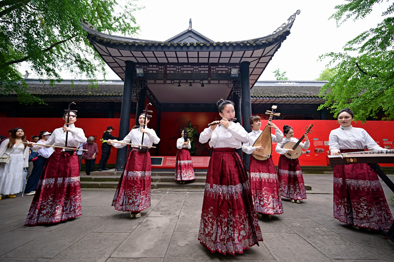 1779092479633994.png 天姿国乐点位表演 (2).png