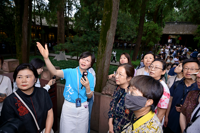 1779092753743816.png 志愿者公益讲解.png