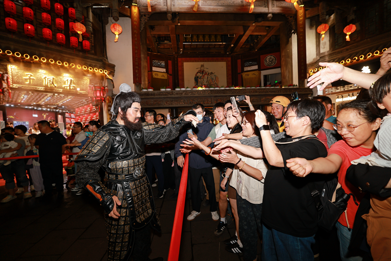 武侯祠博物馆中秋活动——游客互动2.png