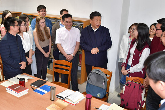 習近平赴北京大學考察:國家一流，學術才能一流