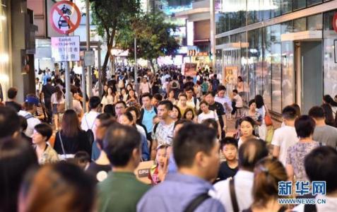 人幣貶 港貨貴 勢衝擊零售業