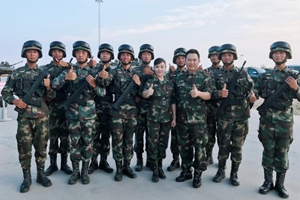 陳思思：穿着這身軍裝