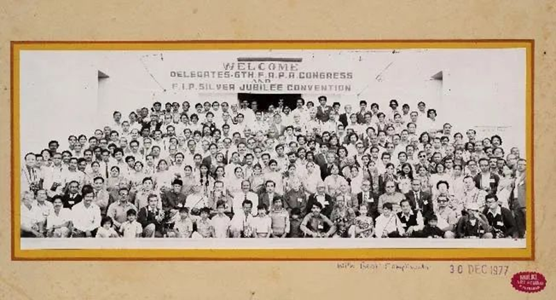 1977年第六次亚洲影艺联盟大会於印度旅行.png