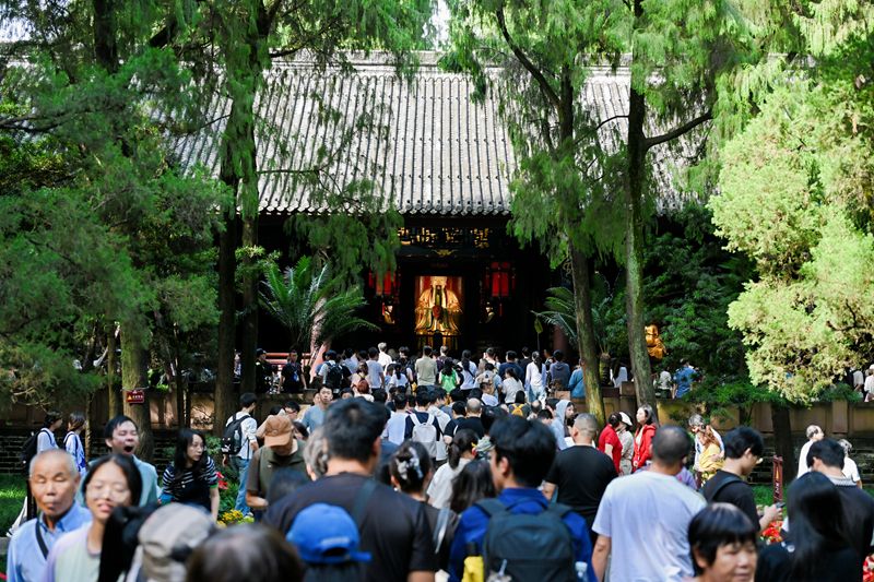 1791371372530293.jpg 成都武侯祠博物馆文物区3.jpg