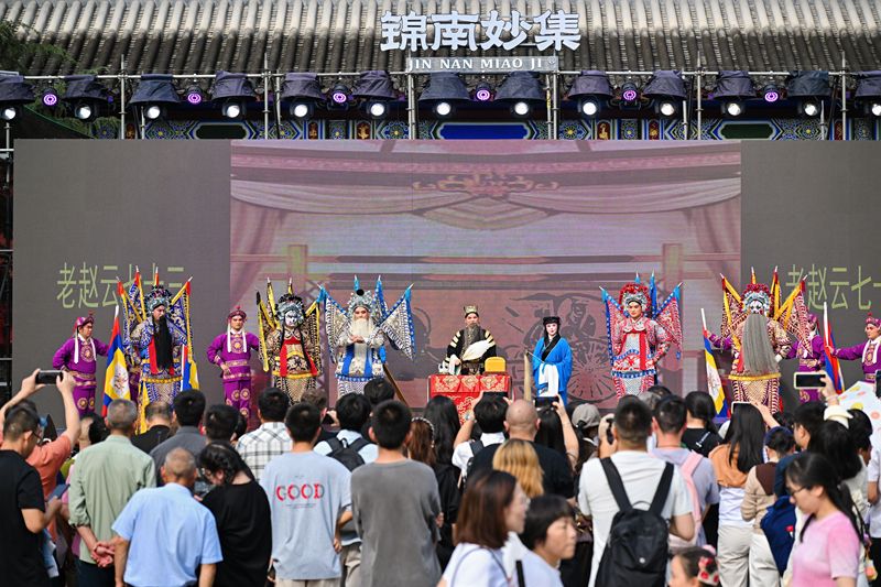 1791371408710966.jpg 主舞台3.JPG